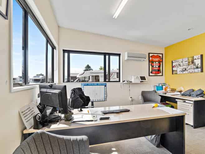 High profile sales yard