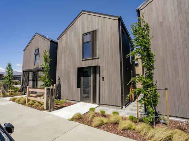 Villa 2/3 O'Meara Street, Frankton