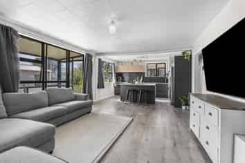 21 Strange Street, Waitara