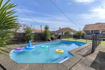 21 Strange Street, Waitara