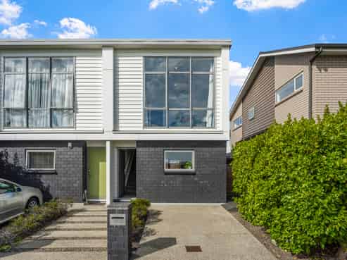 31 Andrew Jack Road, Silverdale