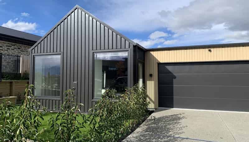 40 Doug Ledgerwood Drive, Wanaka
