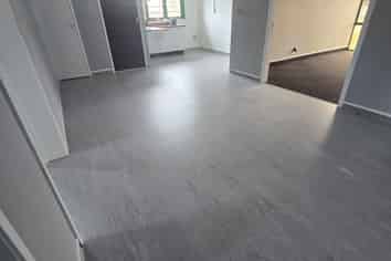 Standout Office – Exceptional Exposure & Parking