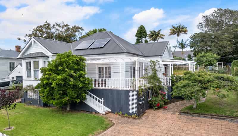 122 Grange Road, Mount Eden