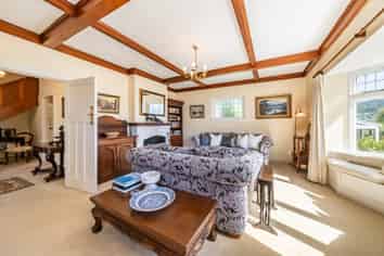 4 Blakey Avenue, Karori