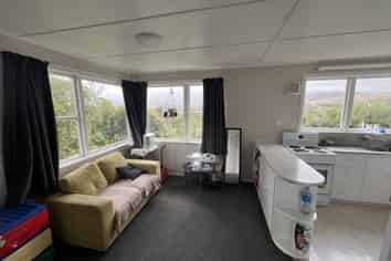 23A Diane Grove, Paparangi