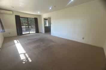 2/39 Drake Street, Howick