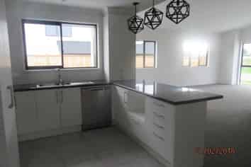 33 Tawhiti Road, Pukekohe