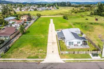 52A Robinson Avenue, Holdens Bay