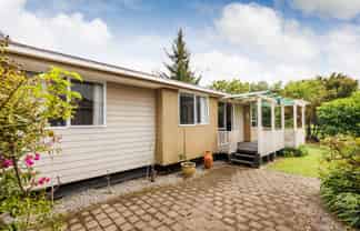 24B Cargill Grove, Kelvin Grove