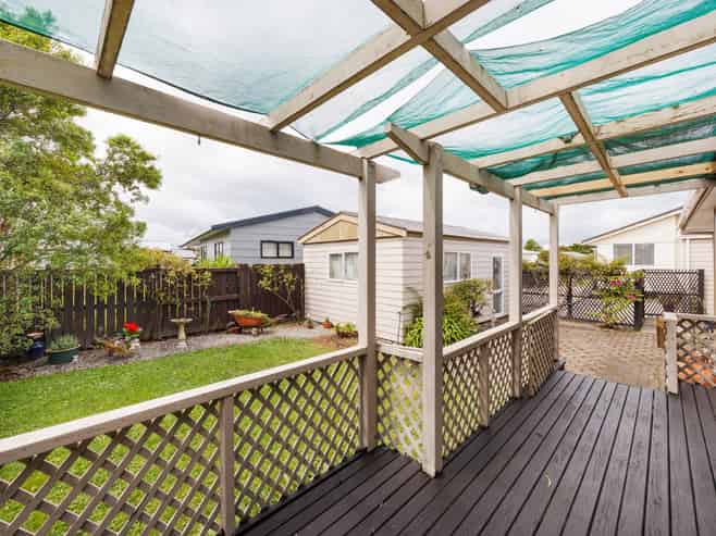 24B Cargill Grove, Kelvin Grove