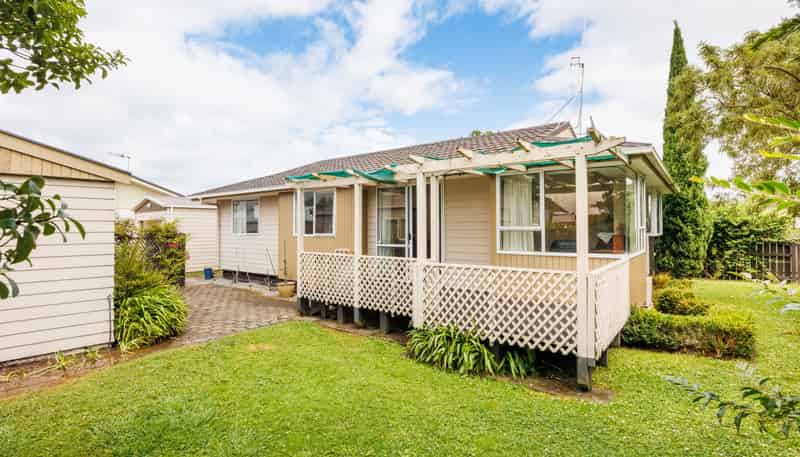 24B Cargill Grove, Kelvin Grove