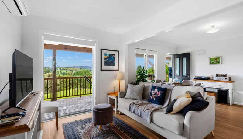 141 Hurndall Street East, Maungaturoto