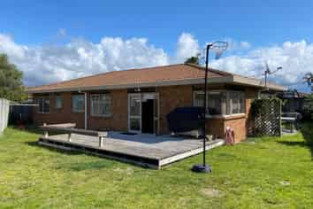 46 Pacific View Road, Papamoa