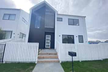 1 Pukeko Road, Hobsonville