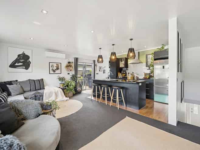 6/15 Tarawera Road, Lynmore