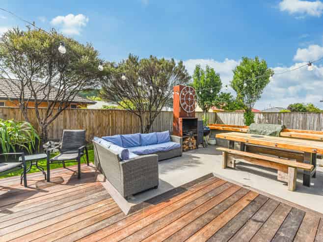 4 Whiting Drive, Wakefield