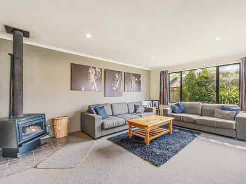 4 Whiting Drive, Wakefield