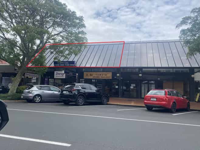 Spacious, first floor office