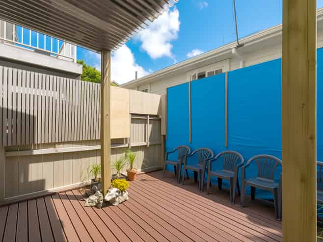 3/49 Henderson Valley Road, Henderson