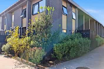 55 Wallace Road, Hobsonville