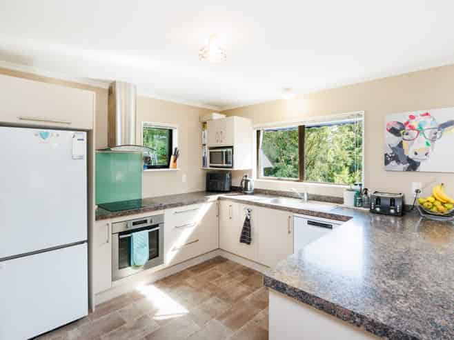 17 Park View Avenue, Feilding