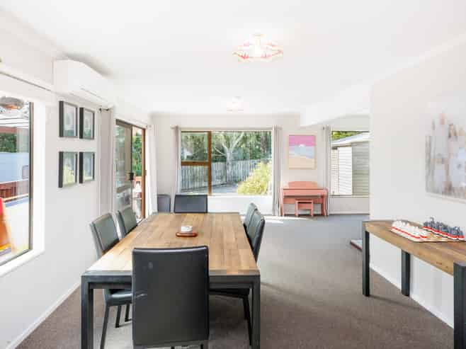 17 Park View Avenue, Feilding