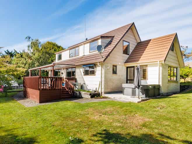 17 Park View Avenue, Feilding