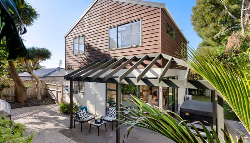 2/20 Quadrant Road, Onehunga