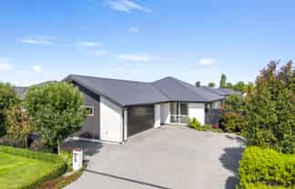 14 Blunden Road, Lincoln