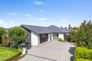 14 Blunden Road, Lincoln