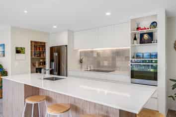 14 Blunden Road, Lincoln