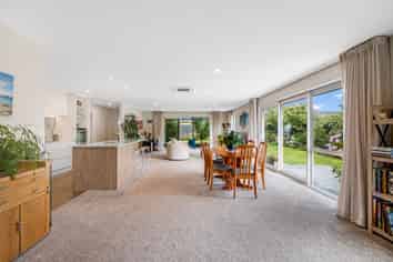 14 Blunden Road, Lincoln