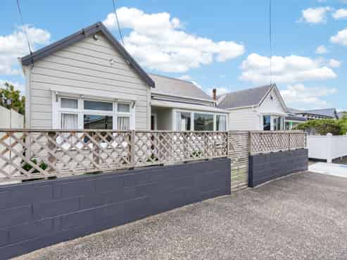 27 Richmond Street, Petone