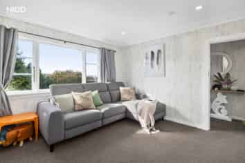 98 Dunrobin Street, Waverley