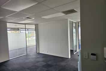 MODERN, CENTRALLY LOCATED OFFICE
