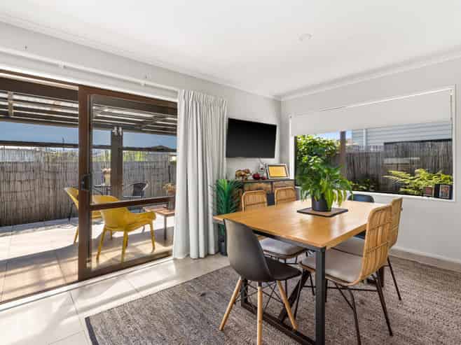 54A Menin Road, Onekawa