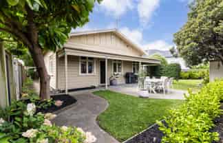 2 McDonald Street, Napier South