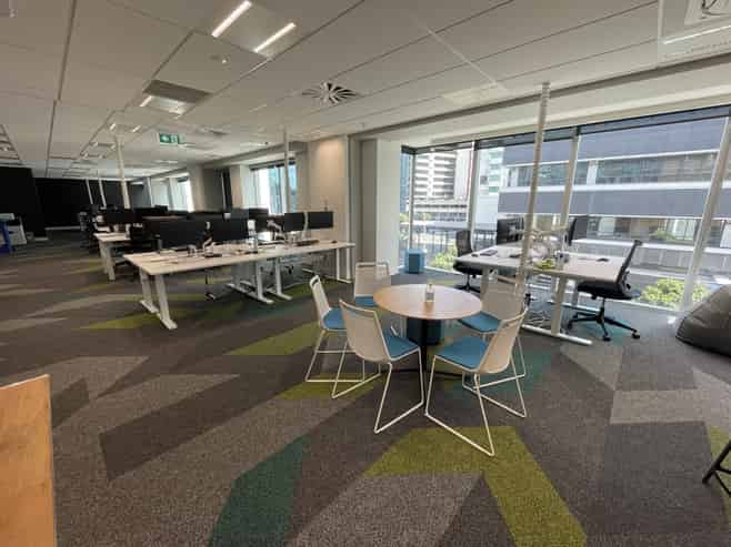 Modern fit-out in the northern CBD (281sqm)