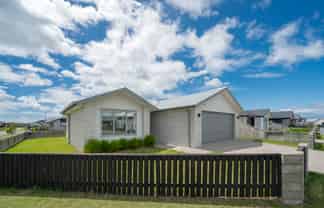 2 Unicorn Lane, Papamoa