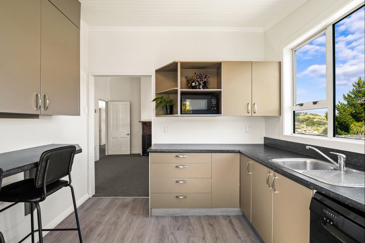 Fully Refreshed & Move-In Ready - Still Available! - Vaade 6