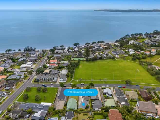 7 William Bayes Place, Red Beach