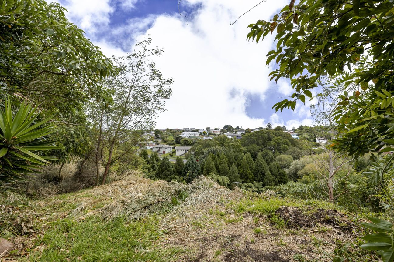 PRIME RESIDENTIAL SECTION WITH A PEACEFUL OUTLOOK - Bild 2