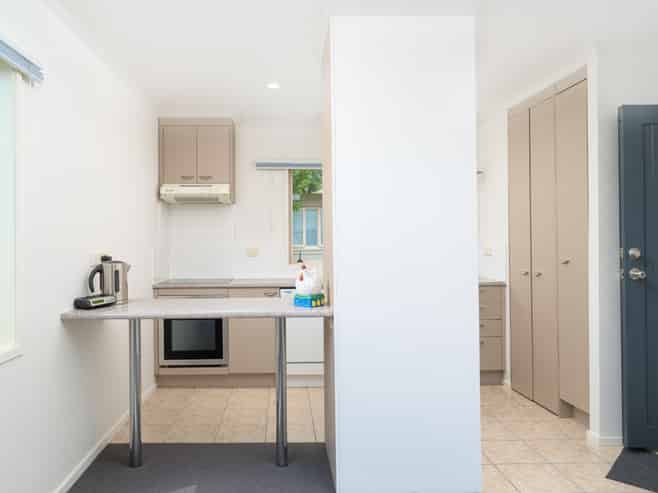 1/49 Henderson Valley Road, Henderson