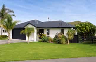 72 Hamilton Drive, Wainui