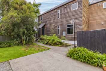 2/117A Warrington Street, EDGEWARE