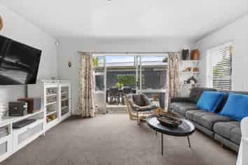 2/52 Merton Road, Saint Johns
