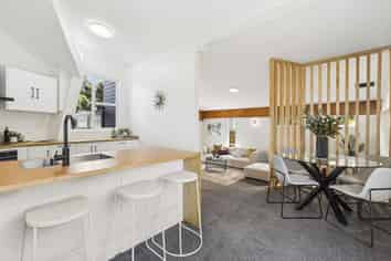 22 Quebec Street, Kingston