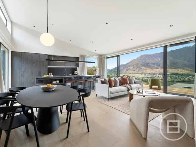 86 Middleton Road, QUEENSTOWN HILL