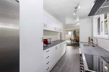 81 Bird Grove, Stokes Valley